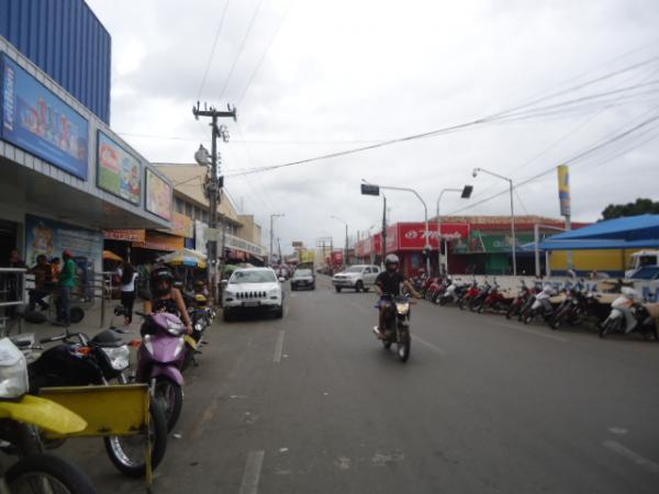 Centro comercial de Floriano(Imagem:FlorianoNews)