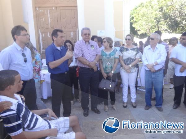 Ação Social e de Cidadania são realizadas na Praça Dr. Sebastião Martins.(Imagem:FlorianoNews)