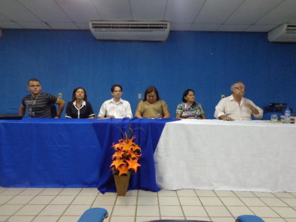 UESPI promoveu palestra em homenagem ao Dia do Administrador.(Imagem:FlorianoNews)