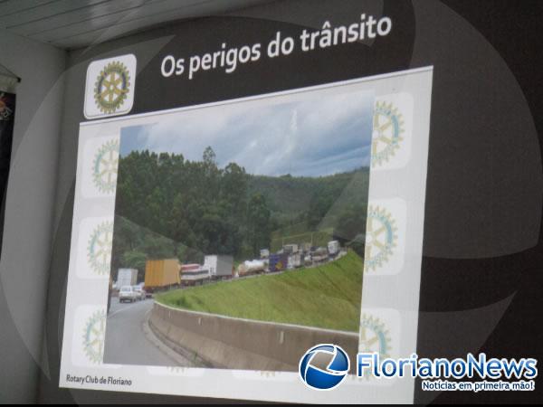 Rotary Club Princesa do Sul promoveu palestra sobre o Trânsito.(Imagem:FlorianoNews)