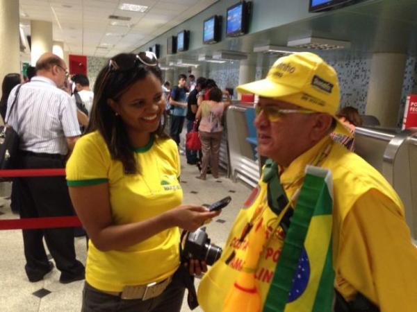 Repórter Amarelinho e Prefeito Gilberto Jr embarcaram no aeroporto de Teresina.(Imagem:FlorianoNews)