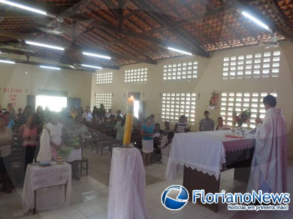 Lions Clube de Floriano promoveu missa em homenagem ao Dia das Mães.(Imagem:FlorianoNews)