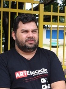 Kassyus Lages, secretário de comunicação do Sinte, em Teresina.(Imagem:Gil Oliveira/G1)