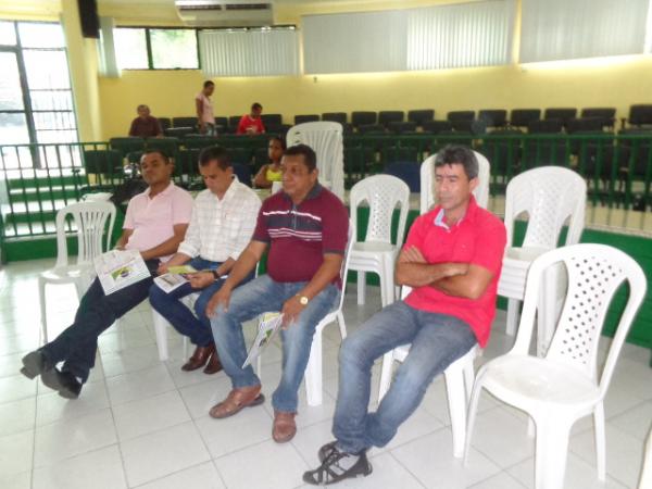 Reunião sobre Plebiscito da Reforma do Sistema Político Brasileiro é realizada em Floriano.(Imagem:FlorianoNews)