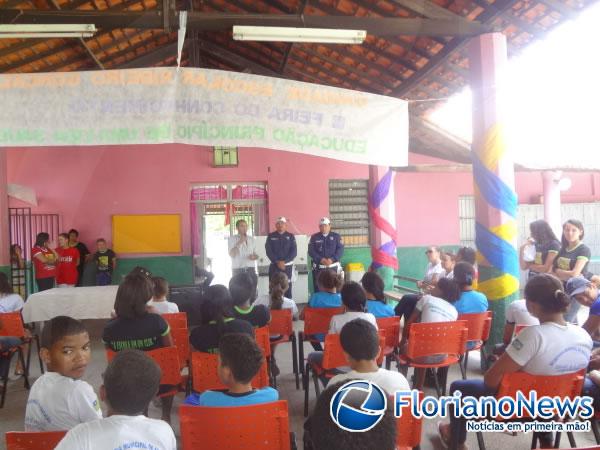 Unidade Escolar Ribeiro Gonçalves promoveu palestra sobre educação no trânsito.(Imagem:FlorianoNews)