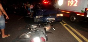 Após monobra arriscada em moto, jovem é atropelado por carro(Imagem:Proparnaiba)