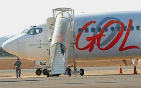 NESTA MADRUGADA piauienses passaram maus momentos a bordo de aviões da Gol e TAM devido as turbulências. (Imagem:Divulgação)