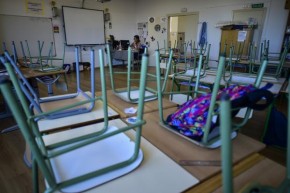 Escolas fechadas na Espanha para conter epidemia de Covid-19(Imagem:Alvaro Barrientos/AP)