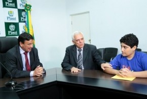 Presidente da Alepi participa de audiência com criança autista.(Imagem:Alepi)