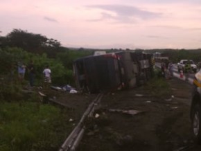 Ônibus saiu de Fortaleza e seguia para o estado do Piauí.(Imagem:Polícia Federal do Ceará)