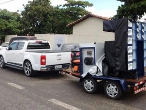 Carro de luxo e equipamento de som apreendidos.(Imagem:Divulgação/Polícia Civil)