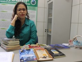 Vanessa Moura conta que pedido de leitura partiu dos próprios detentos.(Imagem: Patrícia Andrade/G1)