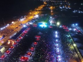 Os 15 mil metros quadrados ficaram lotados no show.(Imagem:Pedro Santiago/G1 PI)