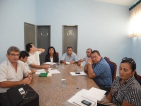 Vereadores em reunião(Imagem:Floriano News)