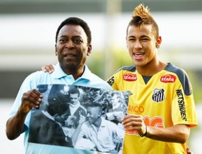 Pelé e Neymar: dupla de ataque do Santos para o Mundial de Clubes? (Imagem:Agência Estado)