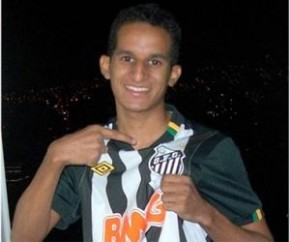 Família de jovem morto na Copa 2014 critica demora para elucidar o caso.(Imagem:CidadeVerde.com)