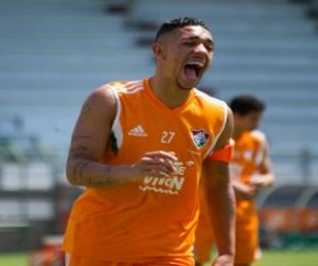 Corinthians avança em negociação e fica perto do volante Douglas.(Imagem:Gazeta Esportiva)