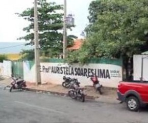 Escola Professora Auristela Soares é a única pública do bairro Porto Alegre.(Imagem:Reprodução)