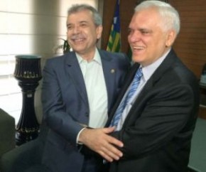 Themístocles Filho recebe o ex-senador João Vicente na Alepi.(Imagem:Alepi)