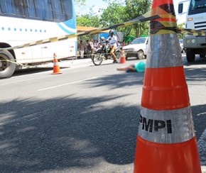 Idosa é atropelada e morre ao atravessar avenida Maranhão.(Imagem:Carlienne Carpaso)