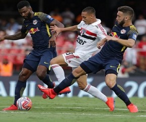 São Paulo sofre com expulsão e empata no Morumbi.(Imagem:Rubens Chiri)