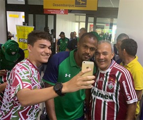 Fluminense desembarca em Teresina para jogo com River.(Imagem:LUCAS MERÇON)