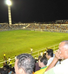 Estádio Frei Epifânio tem sido caldeirão do Imperatriz na temporada.(Imagem:Igor Almeida/G1)