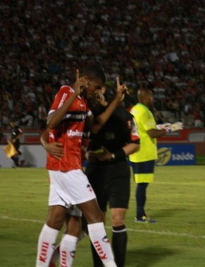 Autor do primeiro gol na final convoca torcida para empurrar time.(Imagem:Erica Paz/River AC)