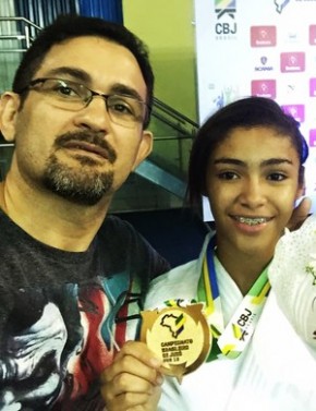 Michelly da Silva, ouro no Brasileiro sub-13 de judô.(Imagem:Arquivo Pessoal/Expedito Falcão)