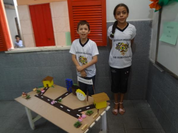 Escola Menino Jesus de Praga realizou Feira de Conhecimento.(Imagem:FlorianoNews)