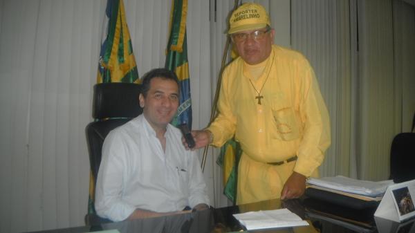 Prefeito Gilberto Júnior visitou a capital em busca de recursos para Floriano.(Imagem:FlorianoNews)