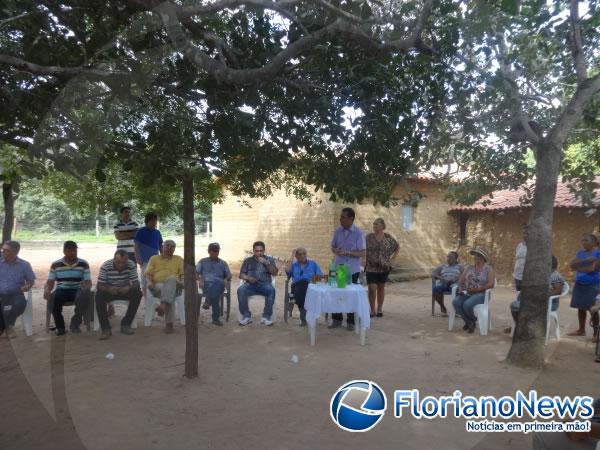 Prefeito Gilberto Júnior e Secretários participam de reunião na Vereda dos Cágados.(Imagem:FlorianoNews)