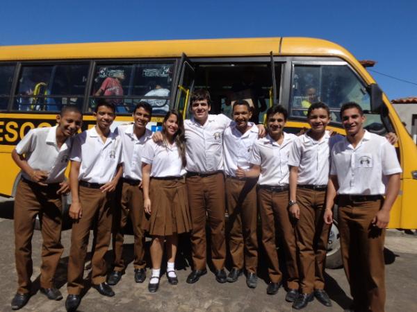 APAE de Floriano recebeu doação de cestas básicas.(Imagem:FlorianoNews)