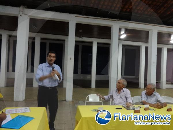 Prefeito de Floriano fala sobre projetos da cidade em reunião do Rotary Club.(Imagem:FlorianoNews)