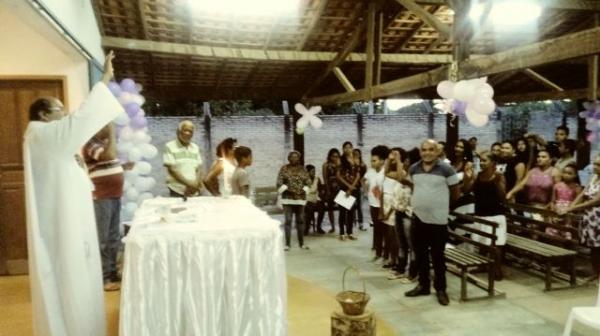 Missa solene celebra 19 anos da Associação de Moradores do Bairro Meladão.(Imagem:FlorianoNews)