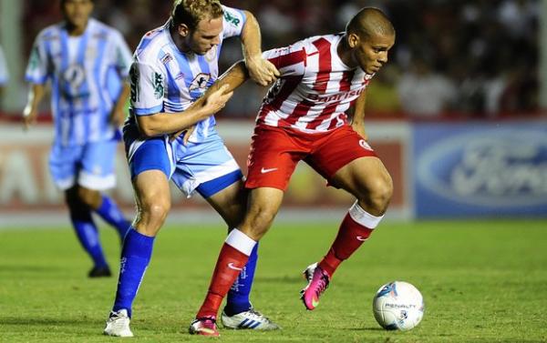 Maurídes pelo Inter contra o Lajeadense.(Imagem:Alexandre Lops/Divulgação, Inter)