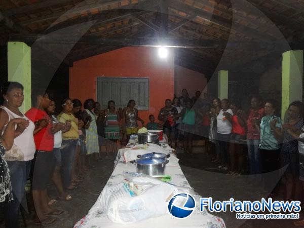 Associação de Moradores do Bairro Caixa D?água realizou confraternização com a comunidade.(Imagem:FlorianoNews)