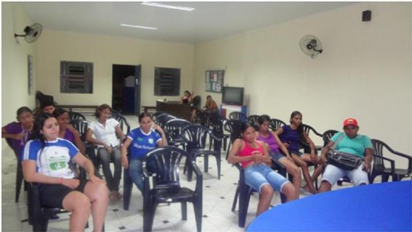 Seleção de futebol feminino de Floriano volta a treinar.(Imagem:FlorianoNews)