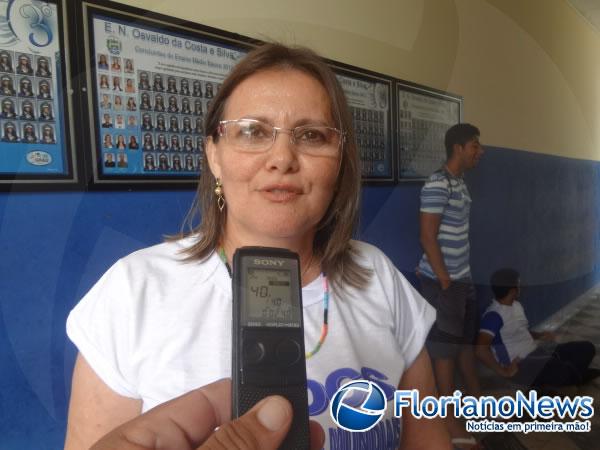 Professora Vanilza(Imagem:FlorianoNews)