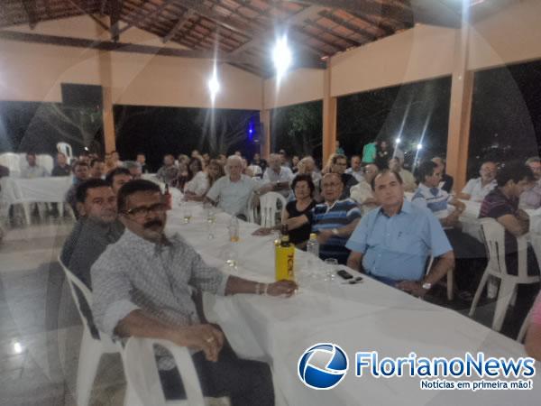 Candidato a deputado estadual Gustavo Neiva participa de debate em Floriano.(Imagem:FlorianoNews)