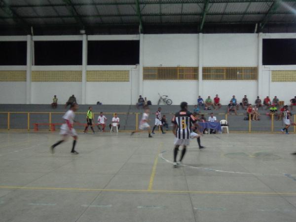 Jogo movimentou etapa do Campeonato de Futebol de Salão em Floriano.(Imagem:FlorianoNews)