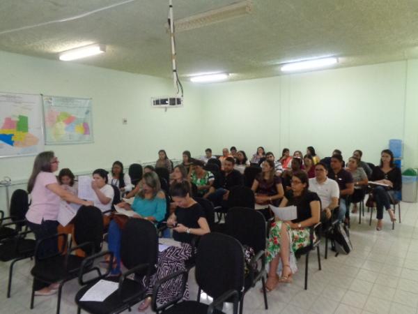 Floriano sedia oficina da sobre Rede Cegonha.(Imagem:FlorianoNews)