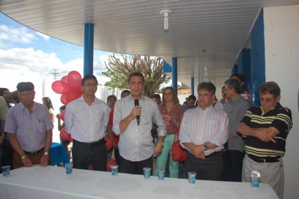 Prefeito Gilberto Júnior inaugura mais um Posto de Saúde.(Imagem:Waldemir Miranda)