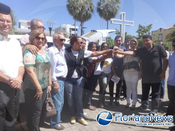 Ação Social e de Cidadania são realizadas na Praça Dr. Sebastião Martins.(Imagem:FlorianoNews)