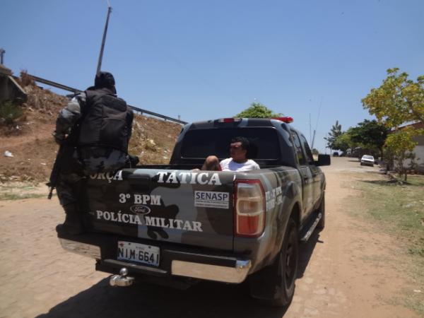 Polícia Militar apreende drogas no bairro Bosque em Floriano.(Imagem:FlorianoNews)