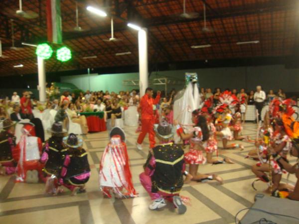 Apresentação artistica na festa de frei Antônio(Imagem:redação)