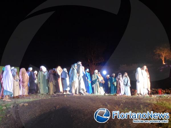 Encenação da Paixão de Cristo atrai milhares de fiéis em Floriano.(Imagem:FlorianoNews)