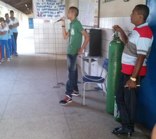 Ex-dependente químico vai às escolas dar testemunho sobre as drogas. (Imagem:Reprodução/Facebook)