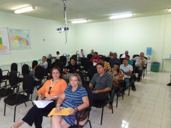 Reunião articulou Campanha de Vacinação Anti-rábica em Floriano.(Imagem:FlorianoNews)