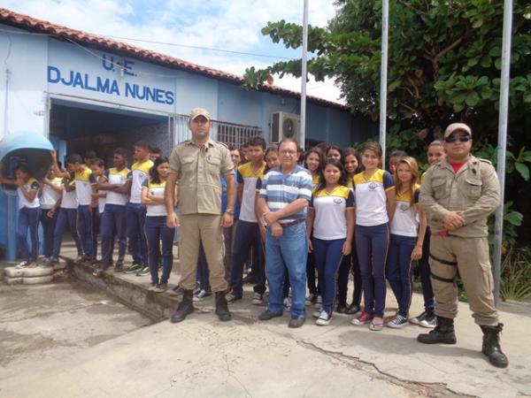 Corpo de Bombeiros realiza palestra sobre prevenção de incêndio e uso de extintores.(Imagem:FlorianoNews)